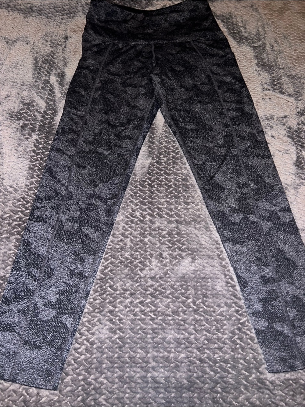 TUFF ATHLETICS® black & grey yoga leggings, women’s small
